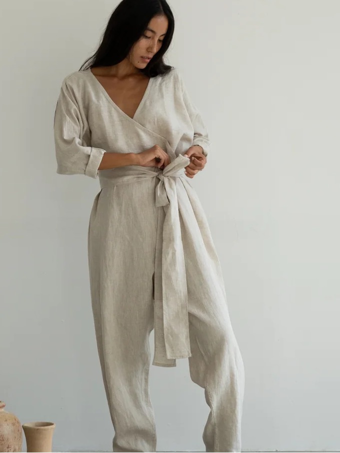 Avy & Co Women’s White V-Neck Jumpsuit — image 7 of 8